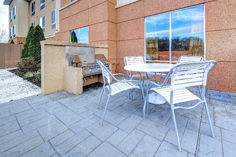 Fairfield Inn & Suites By Marriott Harrisburg West/New Cumberland Eksteriør billede