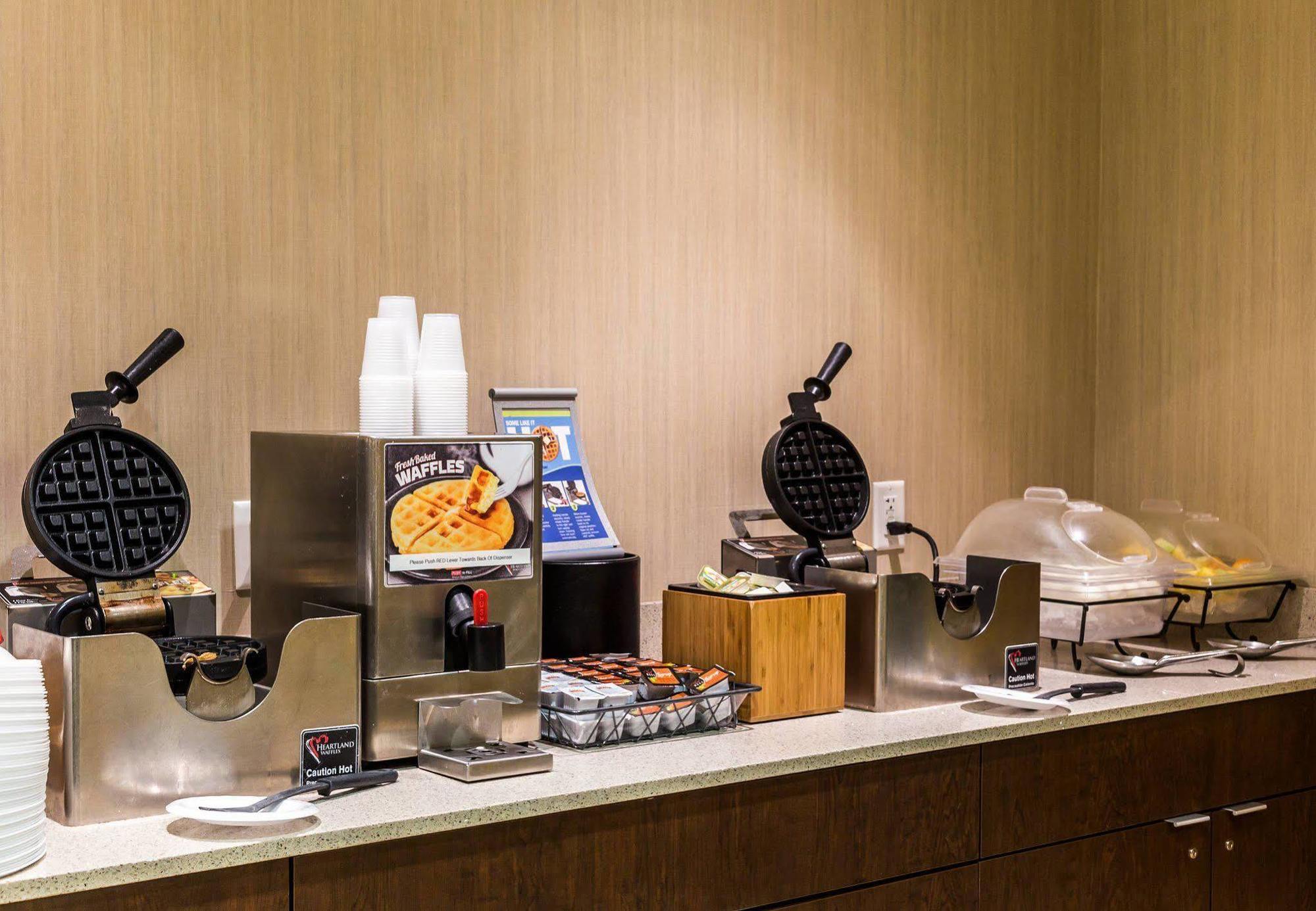Fairfield Inn & Suites By Marriott Harrisburg West/New Cumberland Eksteriør billede