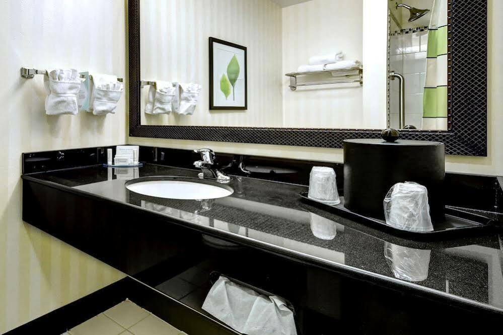 Fairfield Inn & Suites By Marriott Harrisburg West/New Cumberland Eksteriør billede